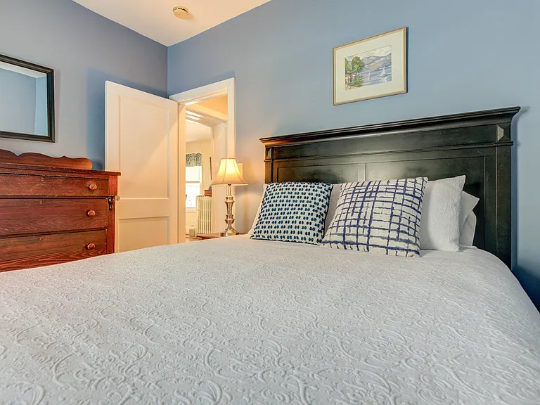 Bedroom with Queen Bed