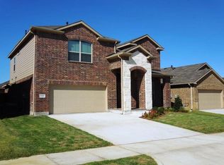 5901 Marsh Rail Dr, Denton, TX 76208