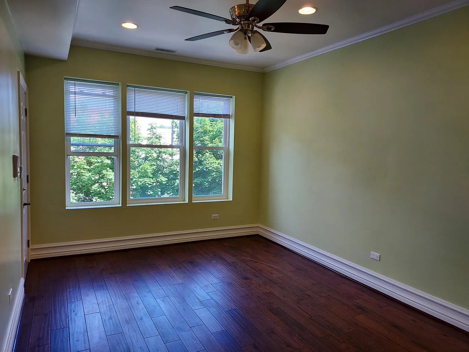 2 bed, $1,450 — Photo 2