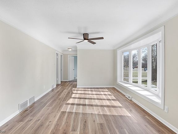 2nd image of 37742 Lorie Blvd