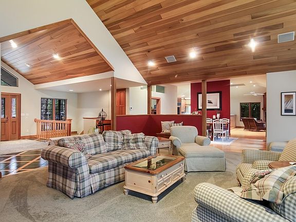 5th image of 2620 Torch Lake Dr