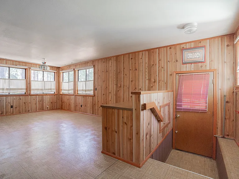 5383 Glenwood Ln — Photo 13