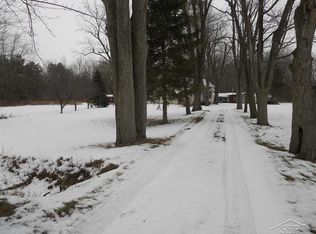 8255 Bell Rd, Birch Run, MI 48415