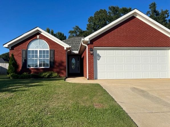 4913 Madison Cir