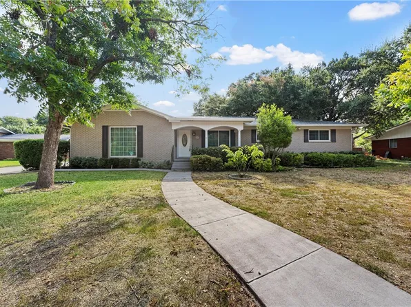 657 Cardinal Dr, Woodway, TX 76712