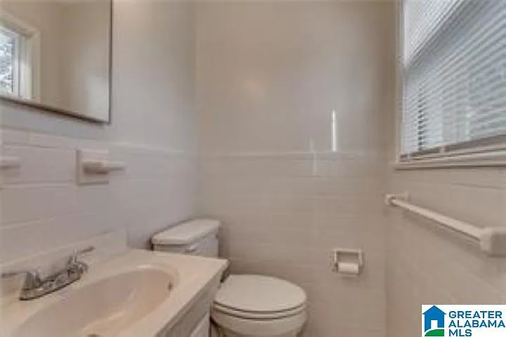 410 32nd Pl E — Photo 11