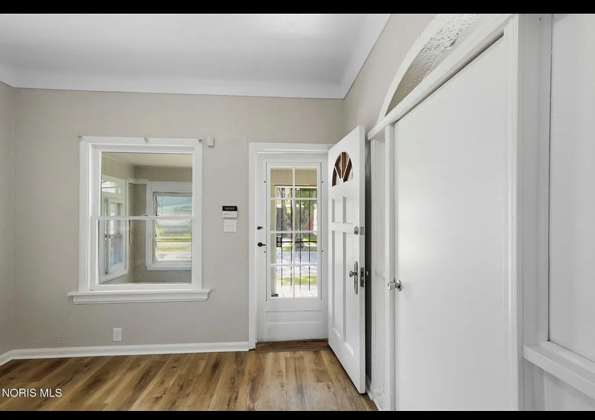 2 bed, 736 sqft, $795 — Photo 3