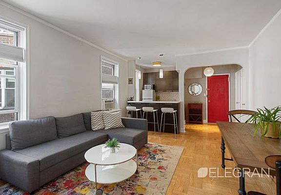 3rd image of 120 Bennett Ave APT 5N
