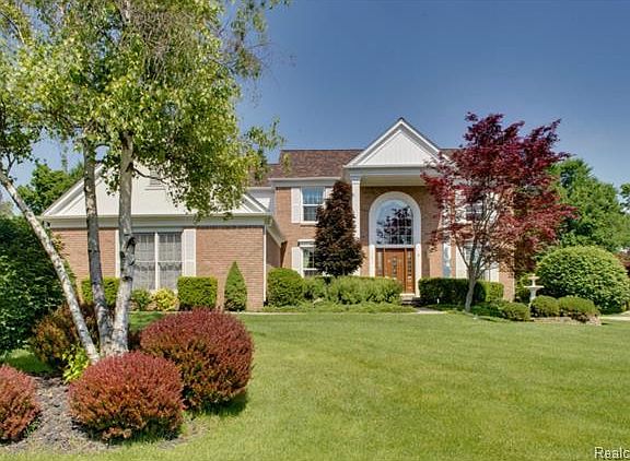 2nd image of 11952 Deer Creek Cir