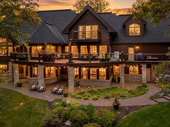 2nd image of 32589 Timberlane Pt