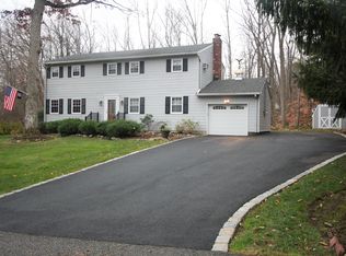 16 Jayne Ter, Ringwood, NJ