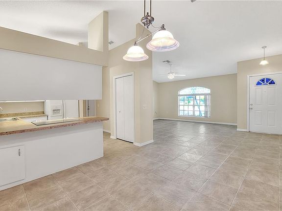 3rd image of 8058 Kaitlin Cir