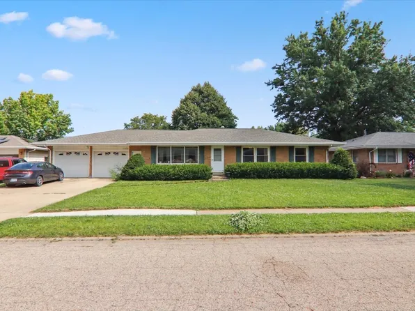 1108 Westview Dr, Normal, IL 61761