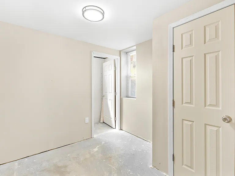 2049 Kappel Dr — Photo 14