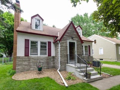 1922 Flandrau St N, Maplewood, MN, 55109