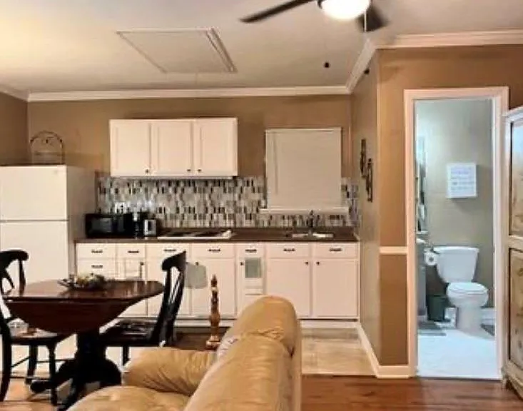 3231 Ashton Park Dr — Photo 1