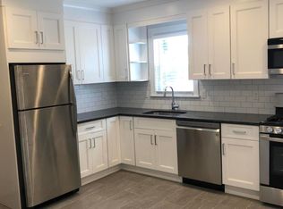 30 Harold Ave #2, Greenwich, CT 06830