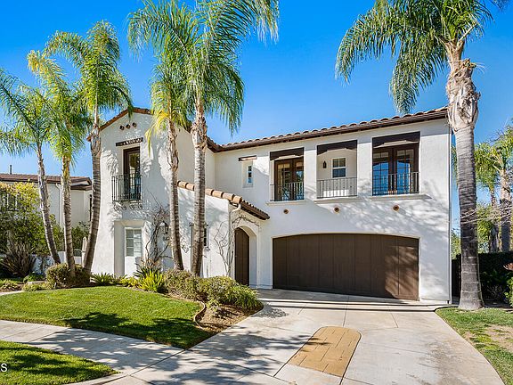 2nd image of 842 W Gabrielino Ct