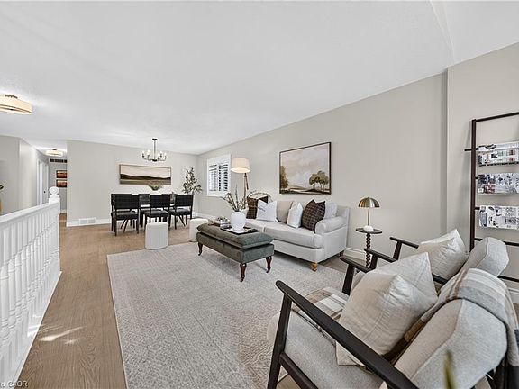 4th image of 457 Eastbridge Blvd