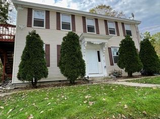 64 Kendall Rd APT A/B, Tyngsboro, MA 01879