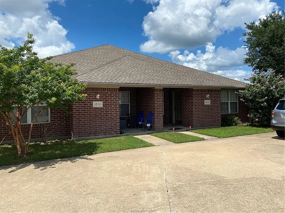 1015 Sun Meadow Ct