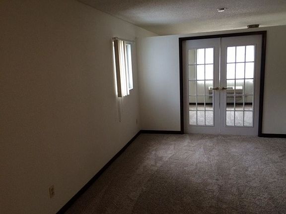 3rd image of 3130 W Monroe St APT 216