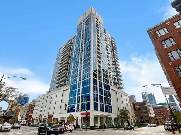 757 N Orleans St APT 1408, Chicago, IL 60654