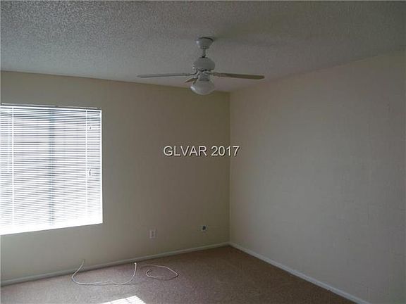 4th image of 3505 Villa Knolls South Dr #0
