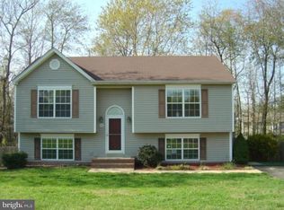8616 Oak Glen Ct, Fredericksburg, VA 22407