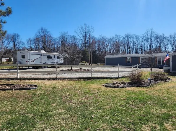 513 E Main St, Waveland, IN 47989