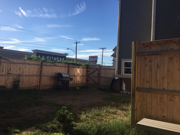 5 Hillside Ave APT 2