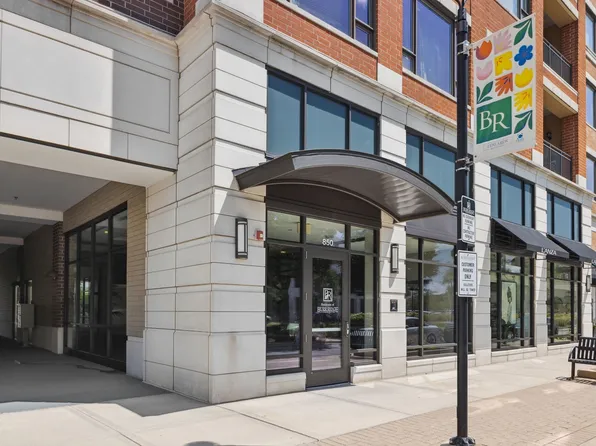 850 Village Center Dr Unit 319, Burr Ridge, IL 60527