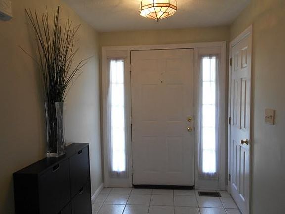 4th image of 24 Glasgow Cir #24