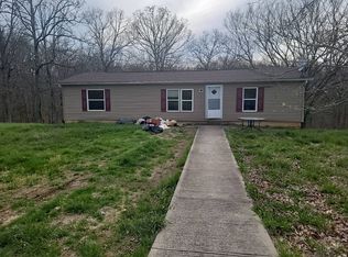 9464 Misplay Rd, Bloomsdale, MO 63627