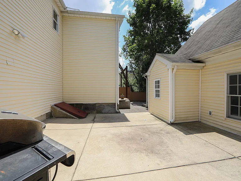 2704 Chestnut Ave #B — Photo 6