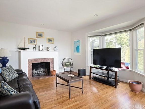 5th image of 801 Bungalow Dr