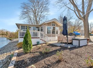 80 Fossil Cove Ln, Wilmington, IL 60481