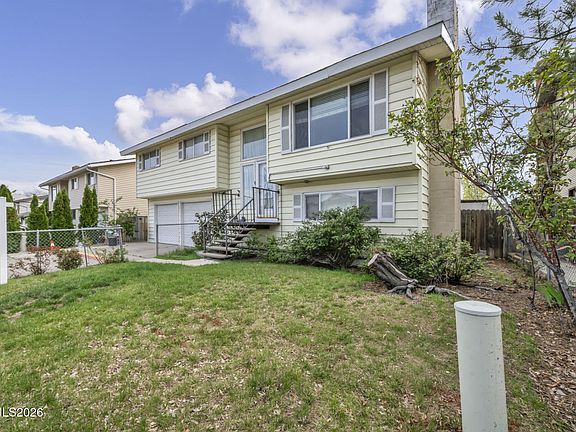 2nd image of 3035 Everett Dr
