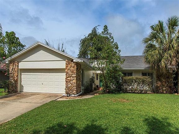 2nd image of 1337 Golfside Dr