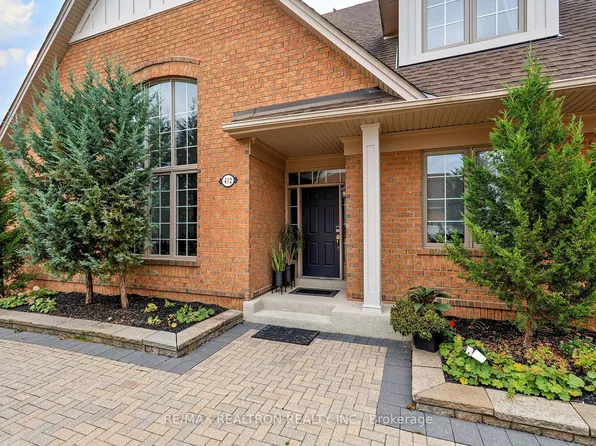 412 Falconwood Holw, Aurora, ON L4G 7M1