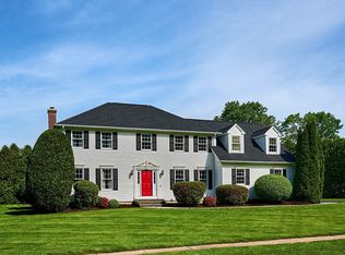 28 Gloria Dr, Westfield, MA 01085