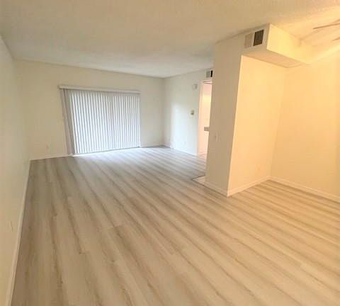 5th image of 10749 Francis Pl #103