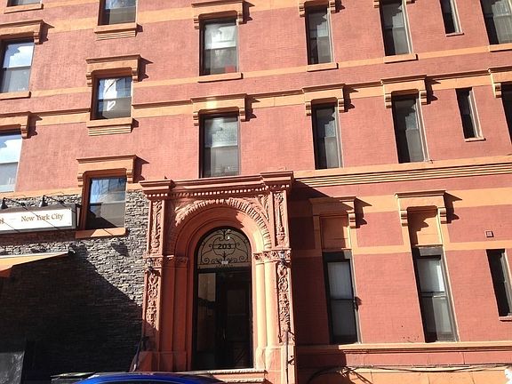 4th image of 203 E 94th St APT 4B