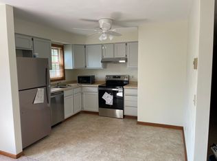 4670 Hayes Rd, Madison, WI 53704