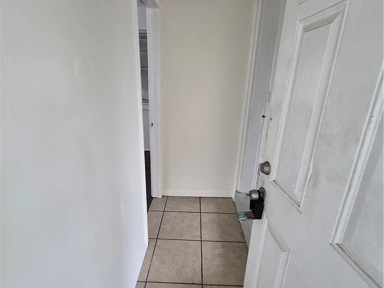 11 S Barbour St — Photo 12