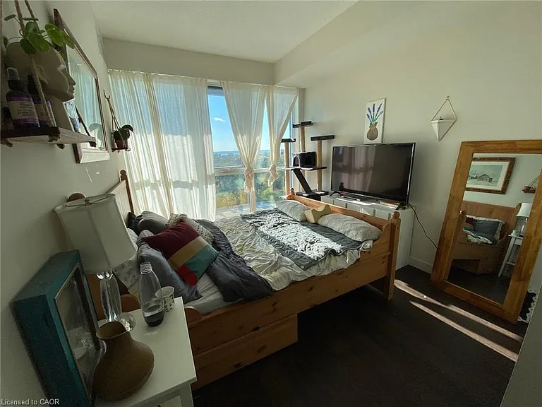 2093 Fairview St #1106 — Photo 7