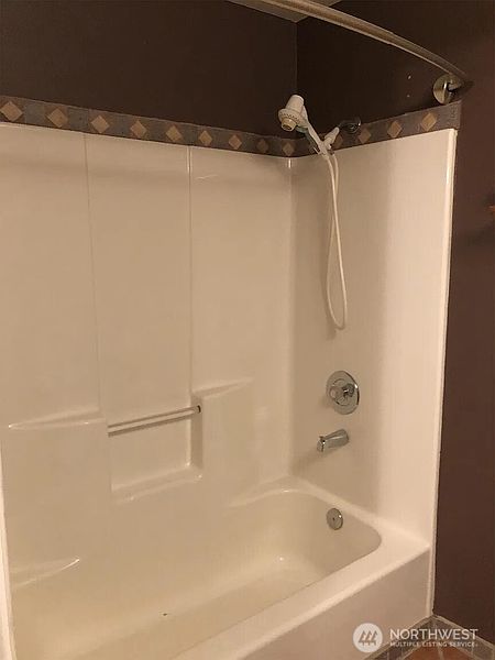 5th image of 23504 58th Avenue W
