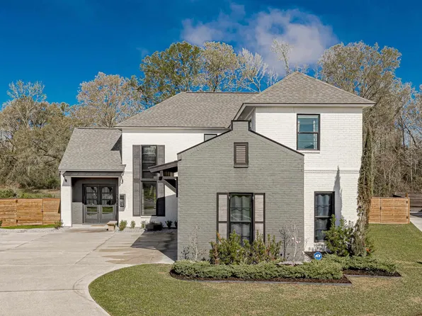 13594 Pointe Au Chene Dr, Baton Rouge, LA 70818