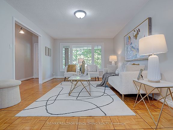 3rd image of 118 Henderson Ave