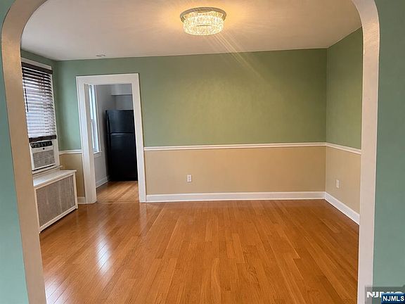 5th image of 503 6th Ave